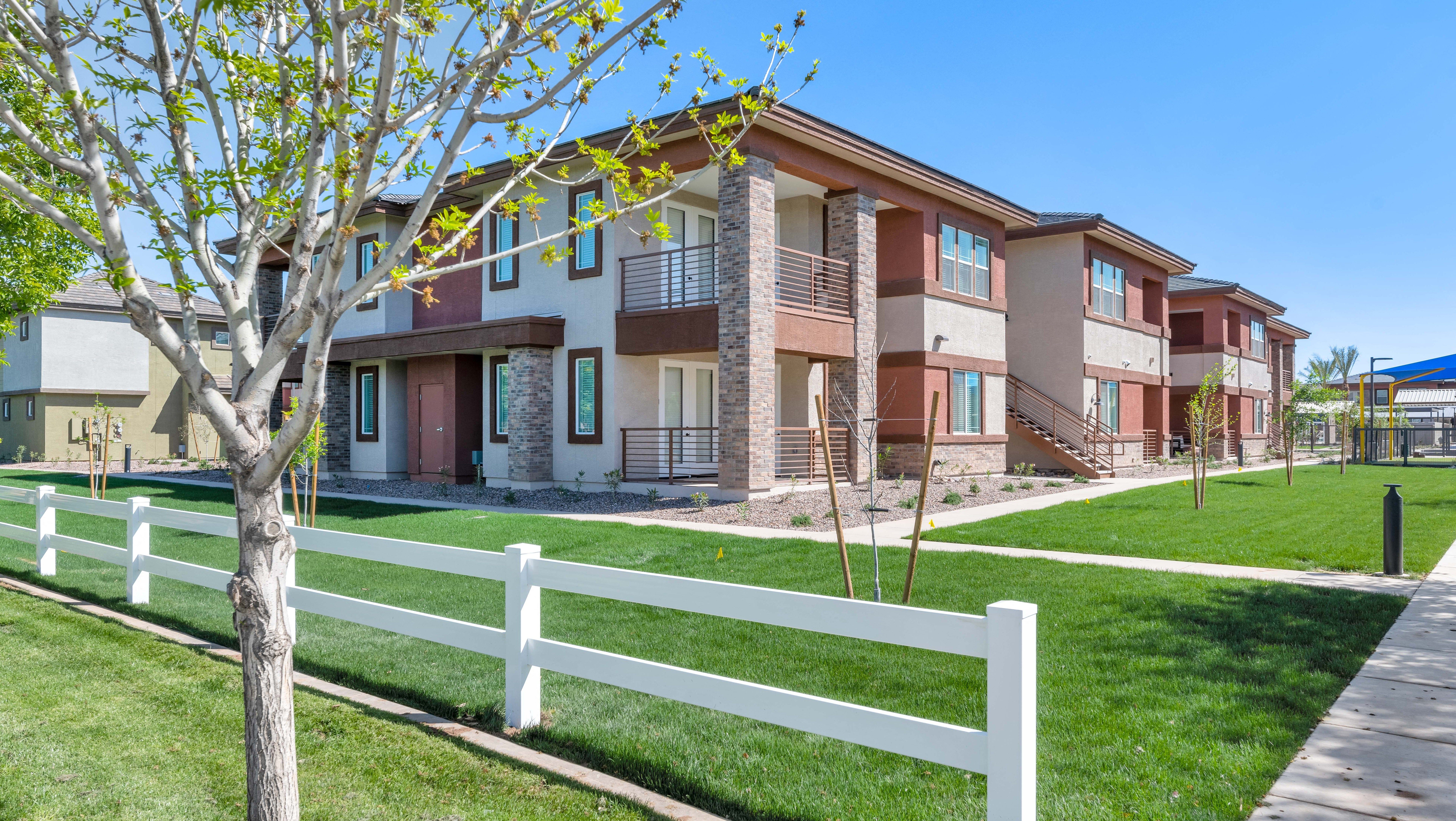 Everly at Morrison Ranch Luxury Apartments photo 5
